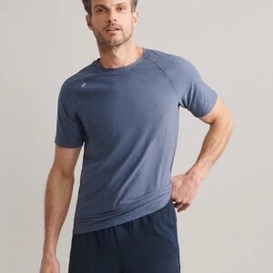 Rhone Reign Tee Soft Sweat Wicking Top Size Medium